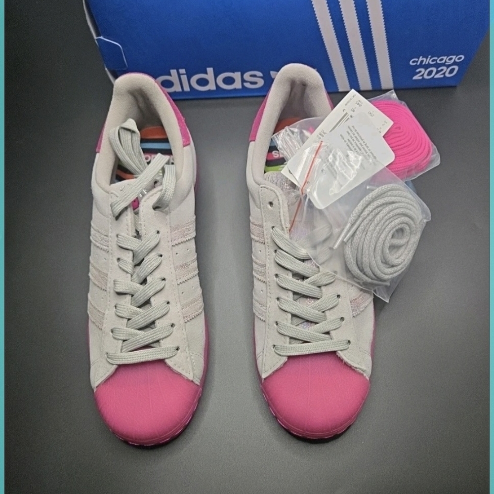 Size 7 - Adidas Fat Tiger Workshop x Superstar Chicago Plays Harder Limited Edit